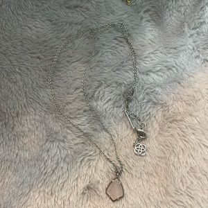Kendra Scott pink stone pendant